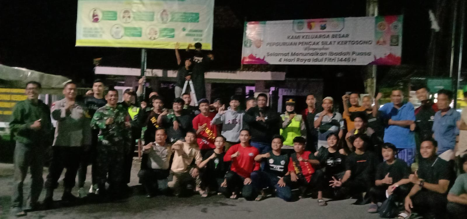 Menyambut Bulan Suci Ramadhan 1446 H,IPSI Bersama Polsek Kertaosono Pansang Banner di Empat Titik