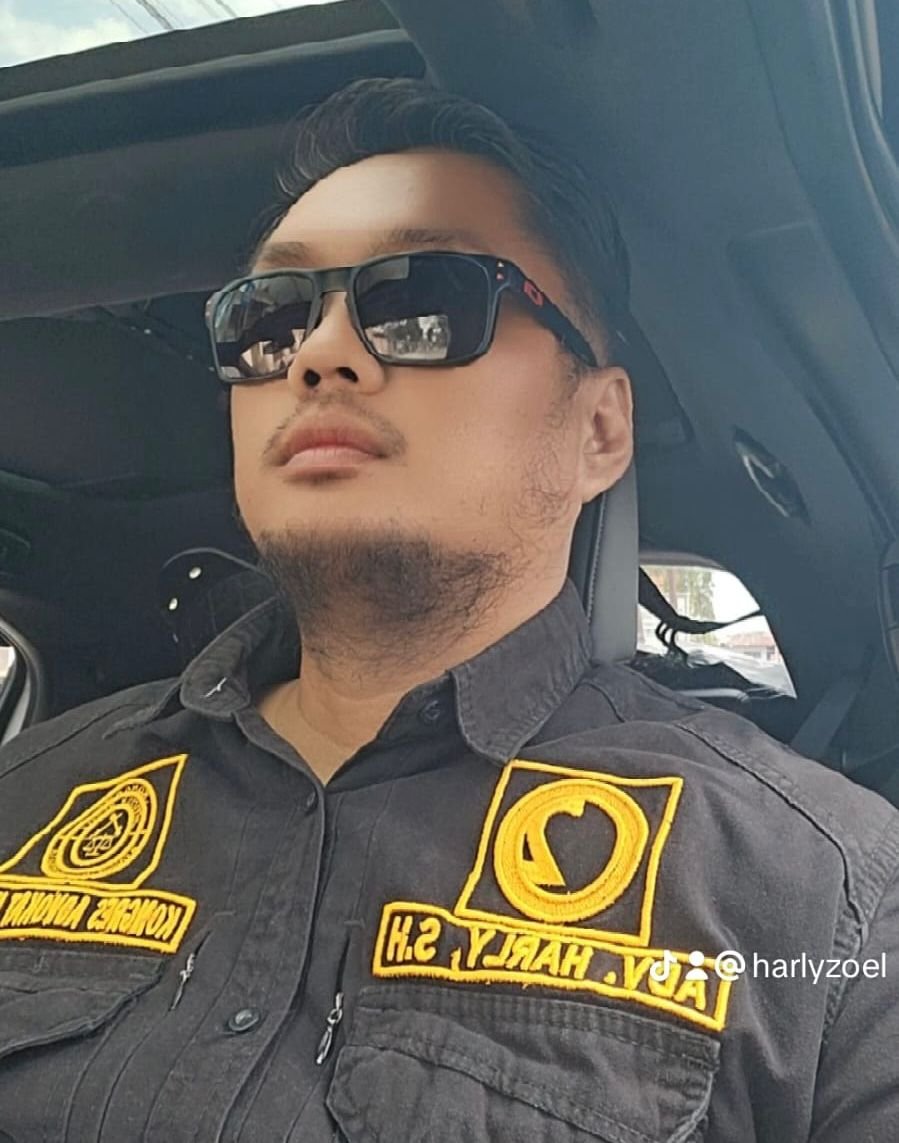 ‎ADV. Arly Zulkarnaen Menduga Ketua Majelis Hakim Andolo Melakukan Praktek Pradilan Sesat  ‎