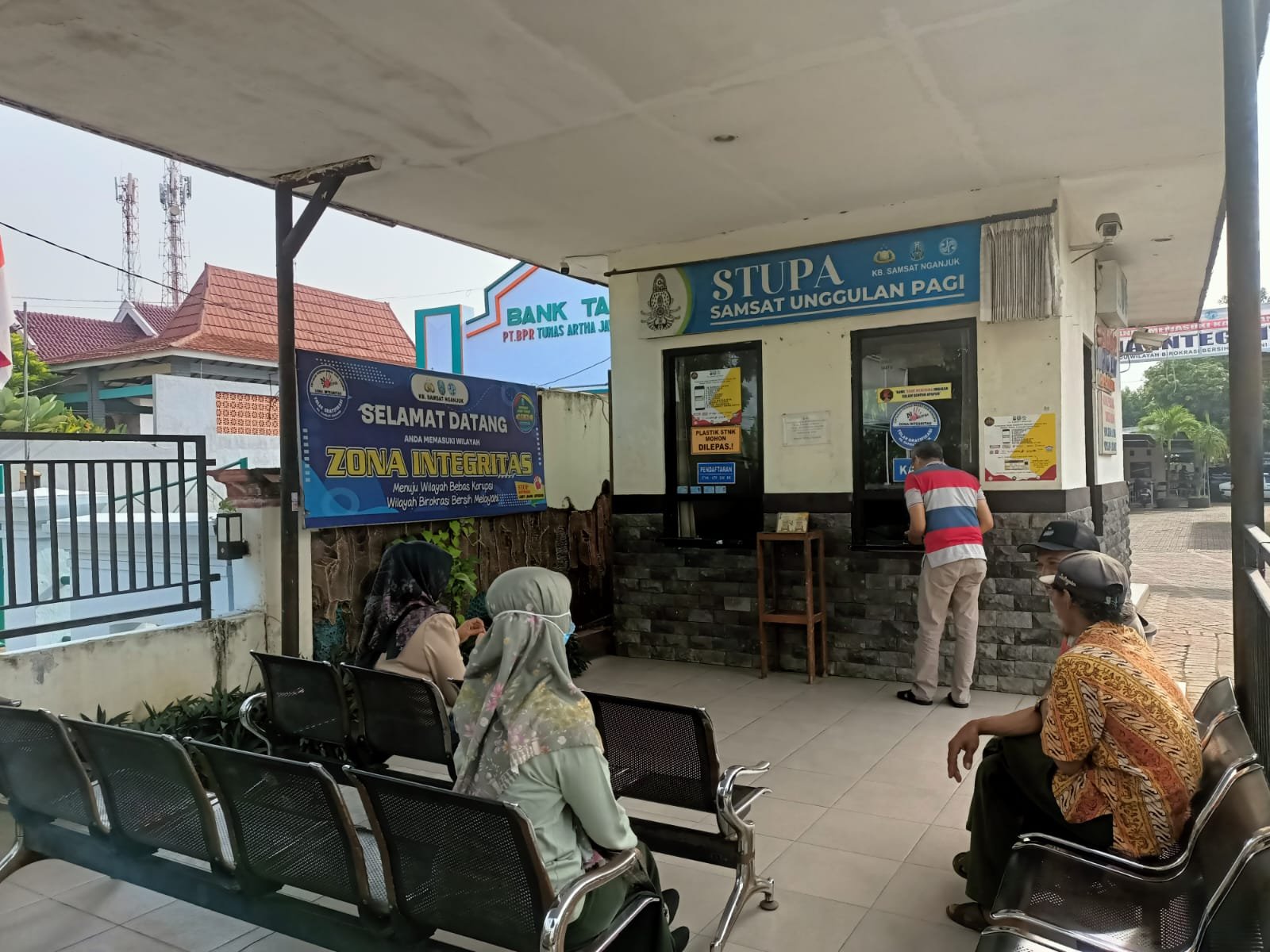 Samsat STUPA Dibuka, Solusi Warga Bayar Pajak Kendaraan di Pagi Hari