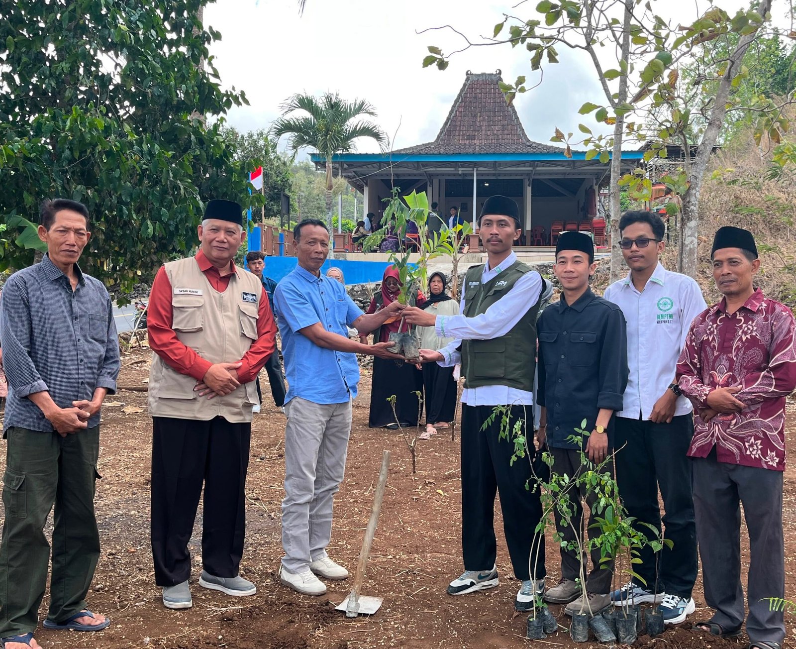 BEM PTNU DIY Dorong Kepedulian Lingkungan dan Kesehatan Masyarakat di Gunungkidul